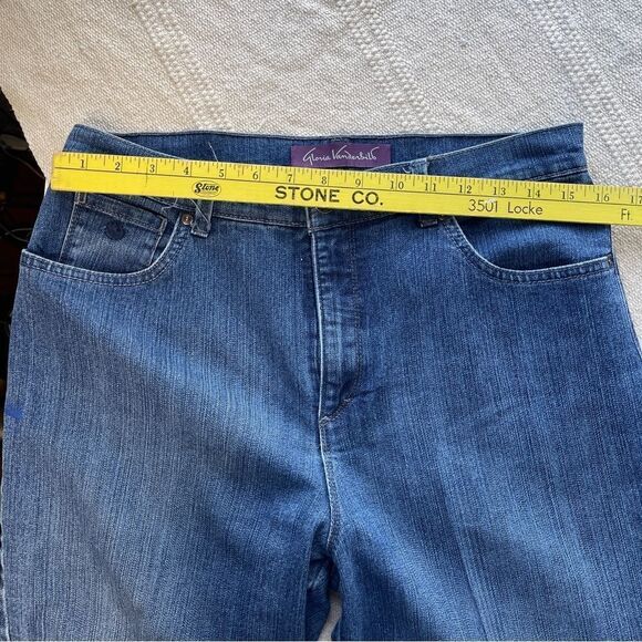 Gloria Vanderbilt Medium Wash Straight Leg Jeans, Size 12 - Picture 5 of 6
